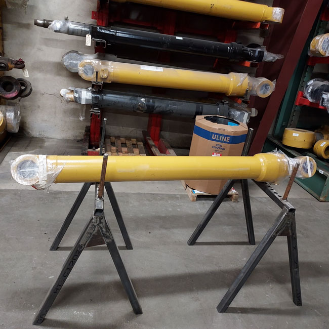 Used CYLINDER GRP 2254572