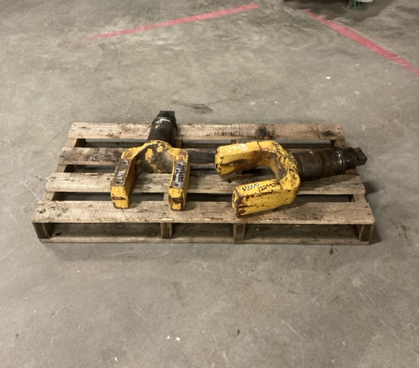Used YOKE A 2299744Used YOKE A 2299744