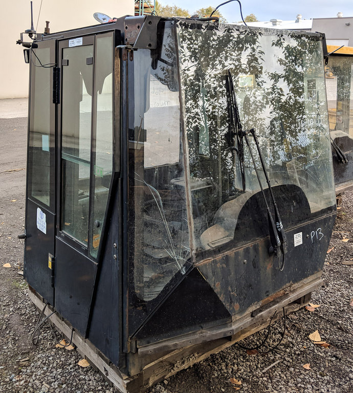 Used CAB ARR - EROPS HMU STEERING 2372572