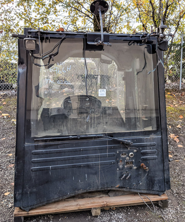 Used CAB ARR - EROPS HMU STEERING 2372572 10