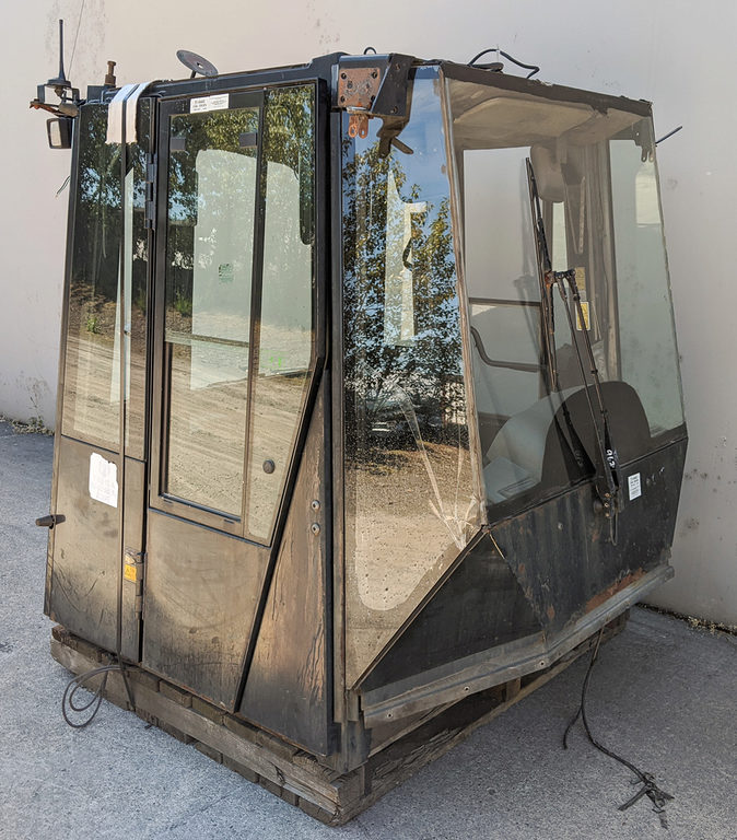 Used CAB ARR - EROPS HMU STEERING 2372572 4