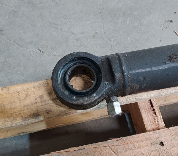 Good Used CYLINDER GRP - STEER 2379271 6