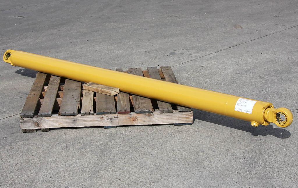 Used CYLINDER GRP - HOIST 2414062