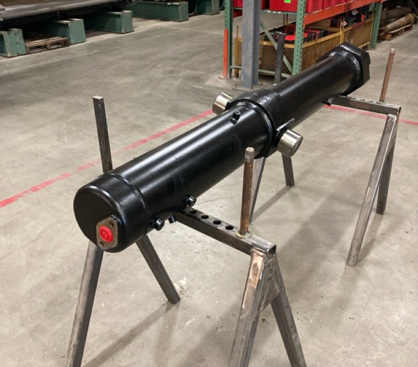 New CYLINDER GRP - LIFT 2520471 2