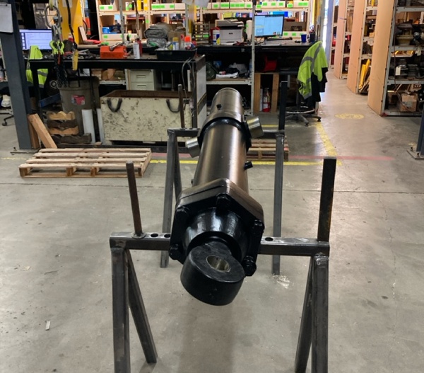 New CYLINDER GRP - LIFT 2520471 4