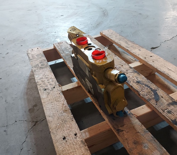 Used VALVE GRP - CONTROL 2545630 3