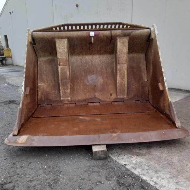 Used BUCKET A 2605202