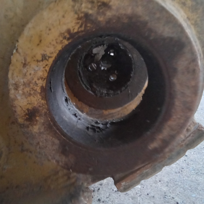 Used BUCKET A 2605202 3