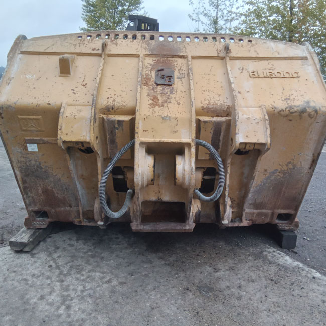 Used BUCKET A 2605202 11
