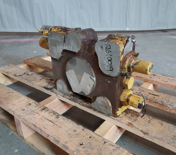 Used VALVE GRP 2610019