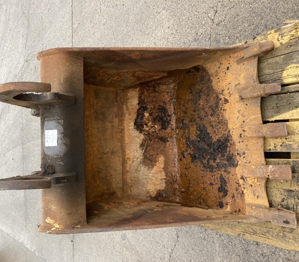Used BUCKET A - 36" 2671552 2