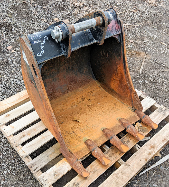 Used BUCKET GRP - HOE HEAVY DUTY 2727872