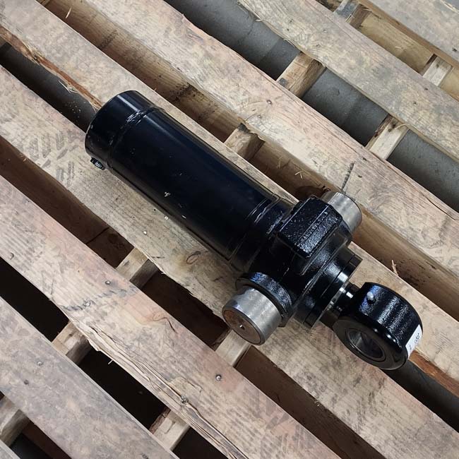 Used CYLINDER GRP - SWING LH 2795556 2