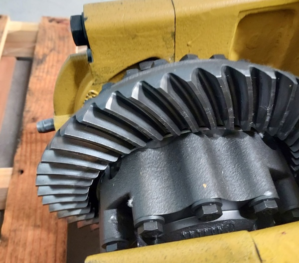 Used DIFFERENTIAL GRP 2826916 4