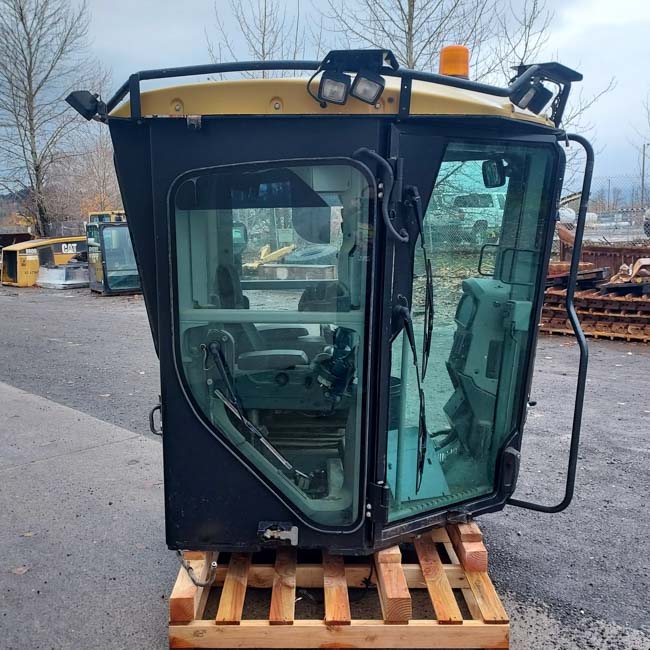 Used CAB A - ROPS 2940985 6