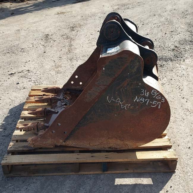 Used BUCKET A 2955963 6
