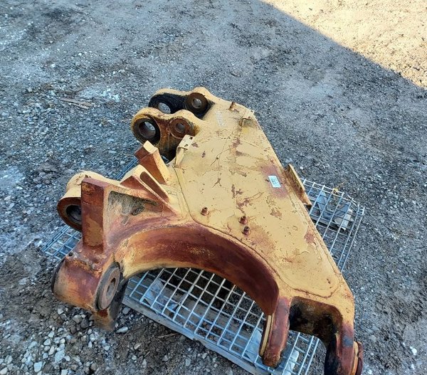 Used HITCH A 2T0813 3