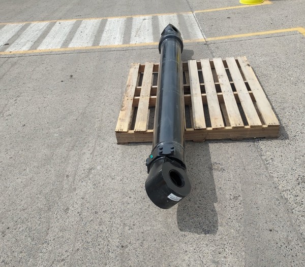 Used CYLINDER GRP - STICK 3166243 2