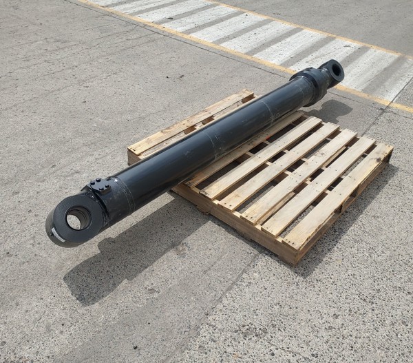 Used CYLINDER GRP - STICK 3166243 3