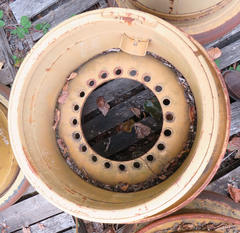 Used RIM GRP 3268160 2