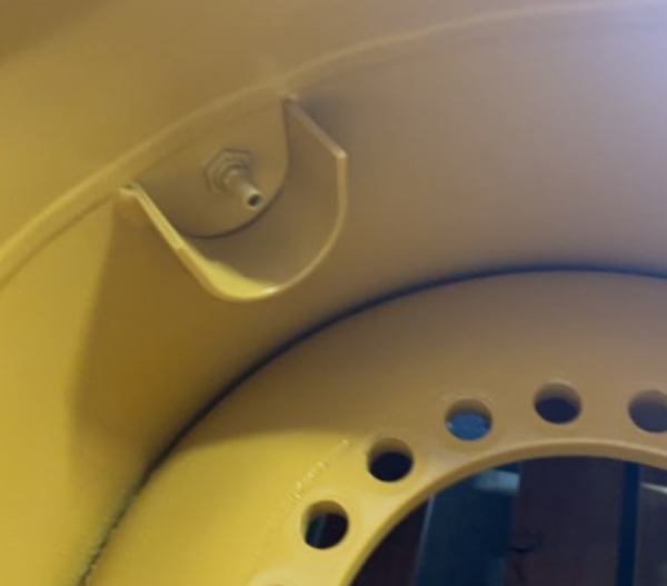 Used RIM GRP 3304095 5