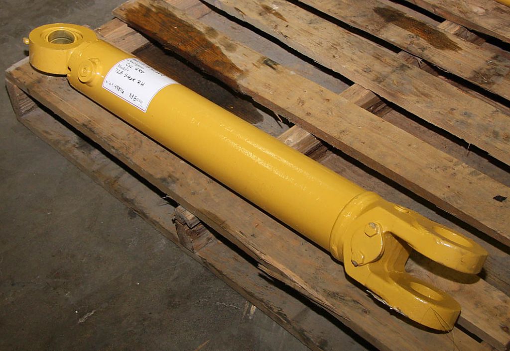 Good Used CYLINDER GRP - STEER RH 3316041 2