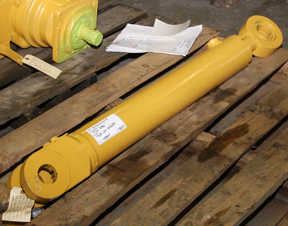 Good Used CYLINDER GRP 3316042 2