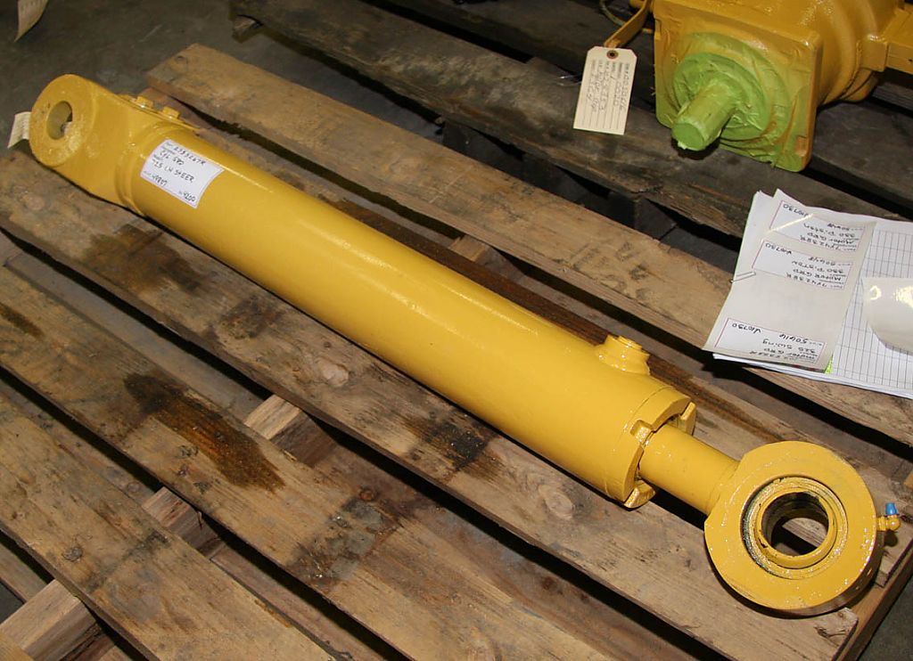 Good Used CYLINDER GRP 3316042 3