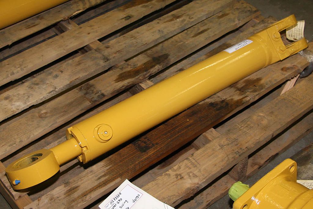 Good Used CYLINDER GRP 3316042 5