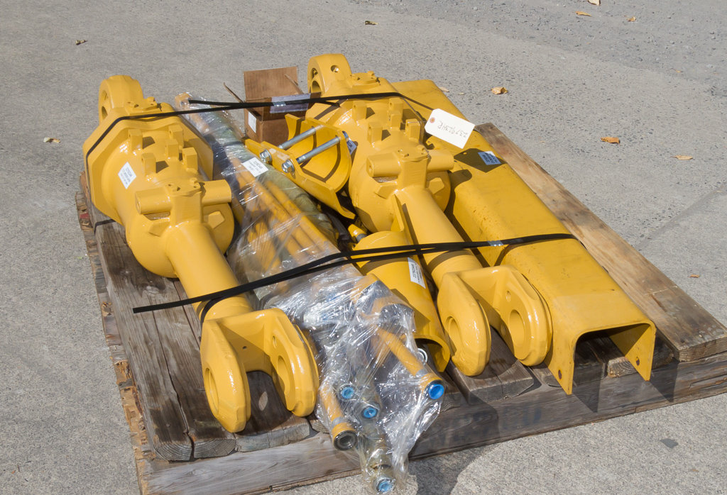 Good Used CYLINDER GRP - TILT 3473272 2
