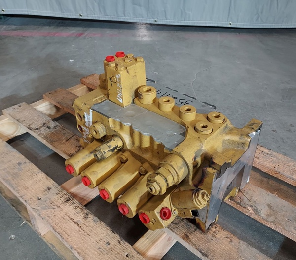 Used VALVE GRP - CONTROL 3527141
