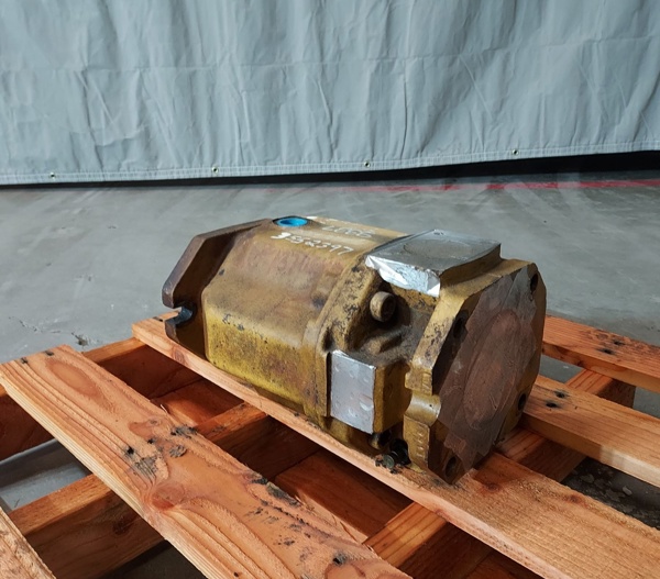 Used PUMP GRP - PISTON 3552397 2