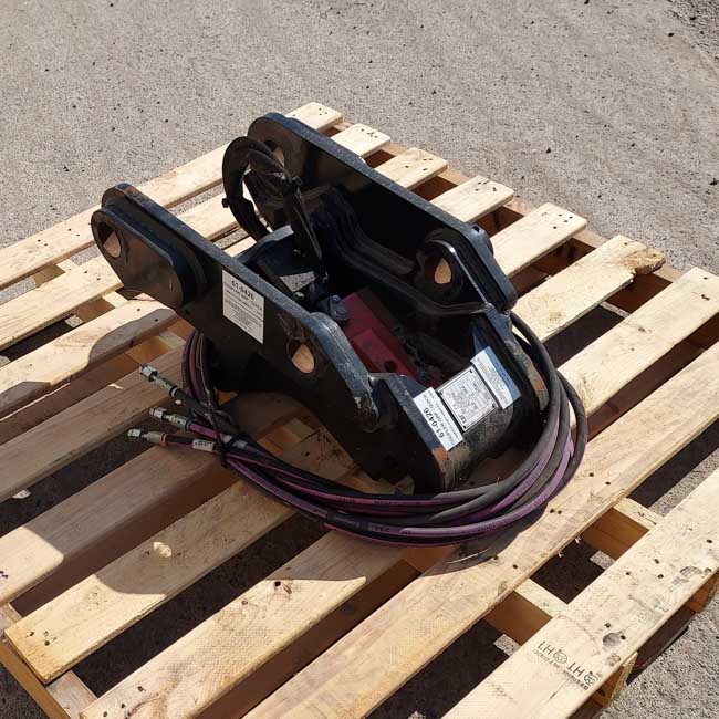 Used COUPLER GRP - QUICK 3611135