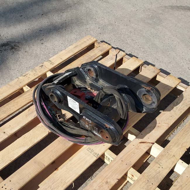 Used COUPLER GRP - QUICK 3611135 4