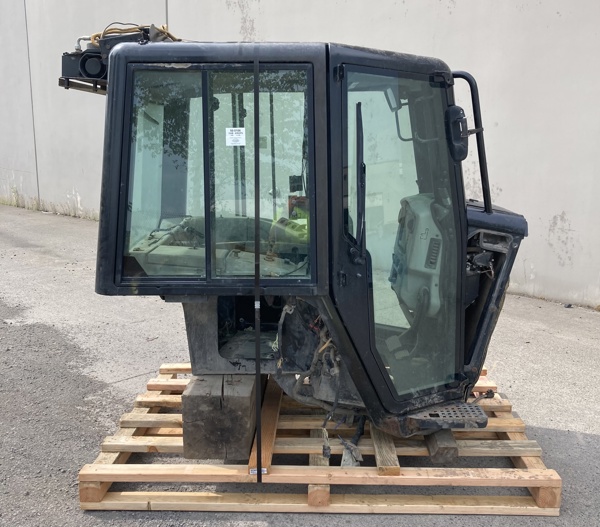 Used CAB GRP 3691303