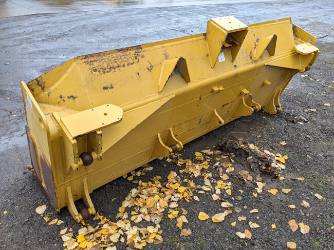 Used BLADE & EDGE GRP - SU 3693285 8