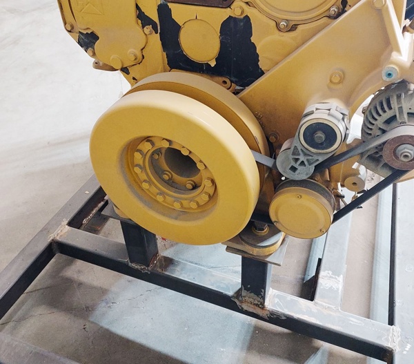 Used ENGINE ARR 3721056 3