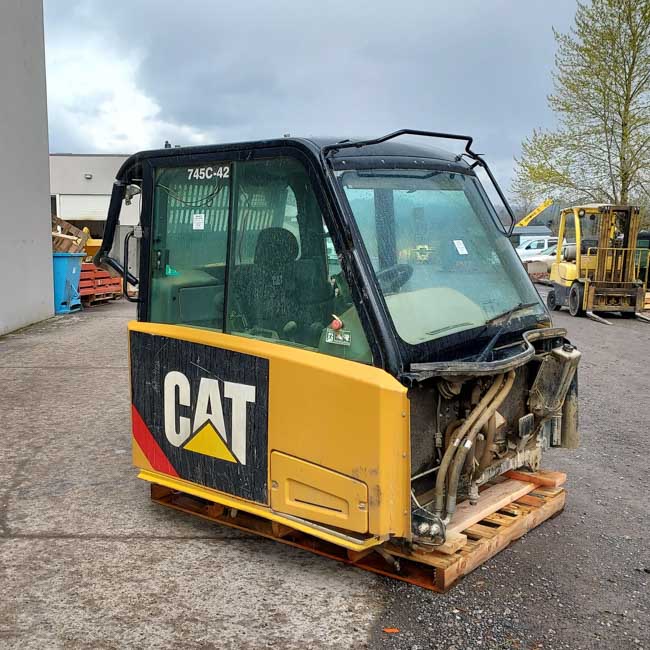 Used CAB ARR 3733645 2
