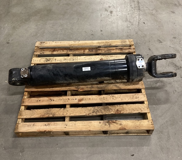 Used CYLINDER GRP - LIFT 3826076 3