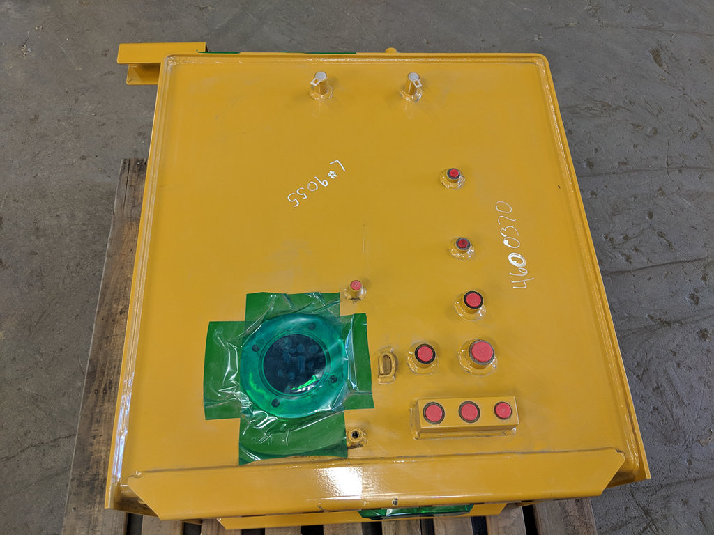 Used TANK GRP - HYDRAULIC 3837891 8