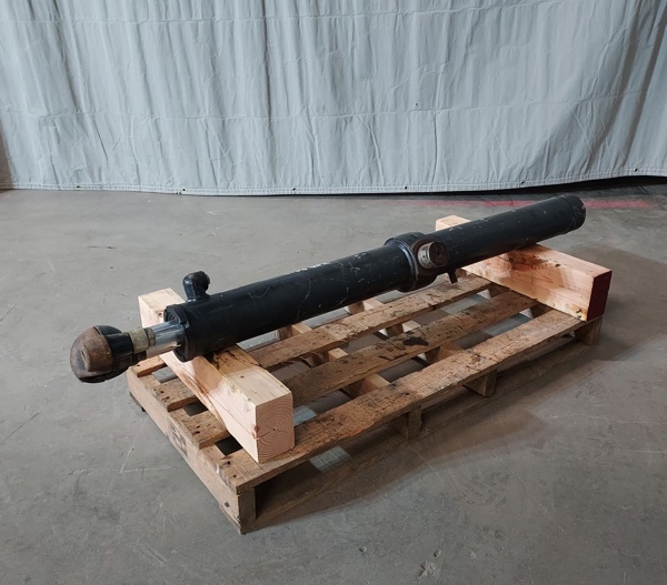 Good Used CYLINDER GRP - LIFT 3899512