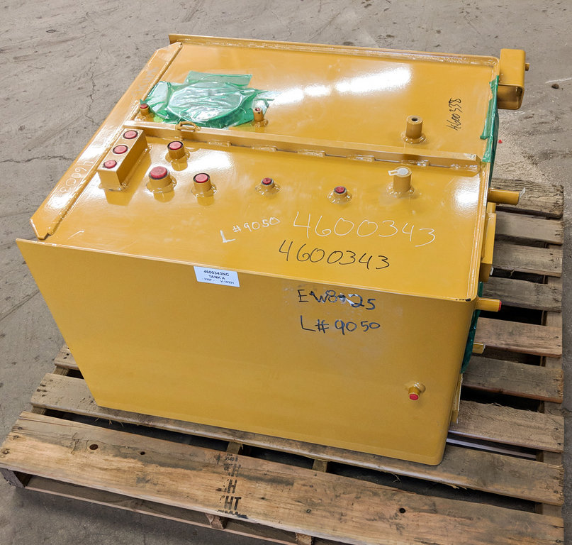 Used TANK GRP - HYDRAULIC 3945917 4