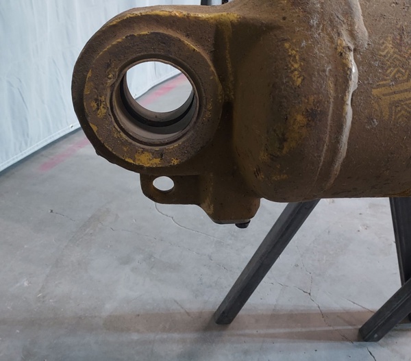 Good Used CYLINDER GRP - TILT 3G2220 3