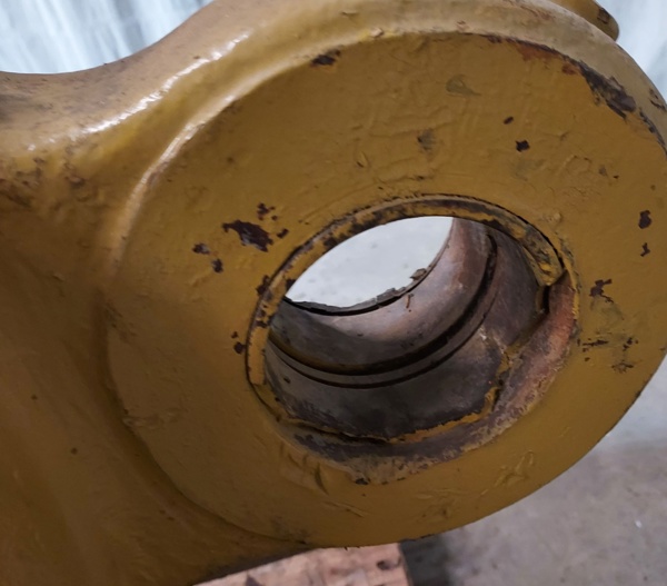 Good Used CYLINDER GRP - LIFT RH 3G2221 4