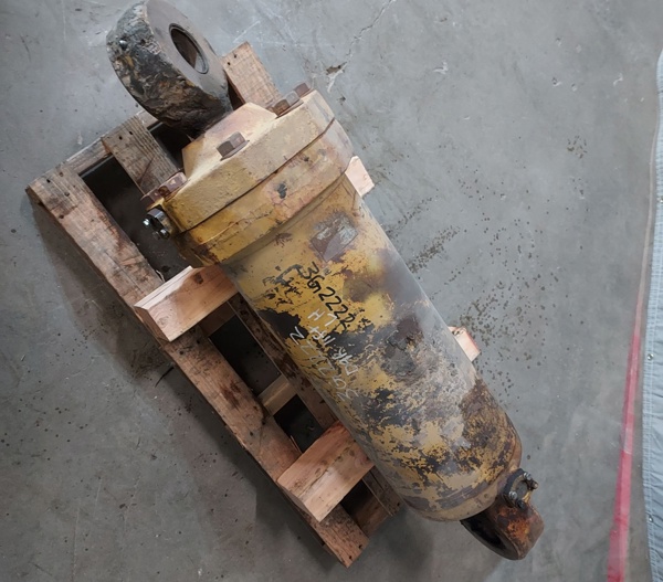Good Used CYLINDER GRP - LIFT LH 3G2222