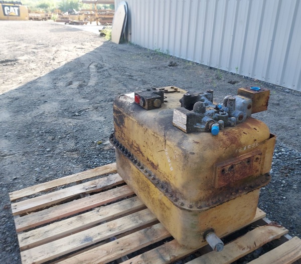 Used TANK GRP - HYDRAULIC 3G2828 2