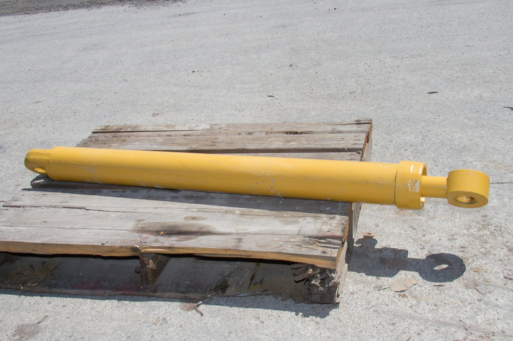 Rebuilt CYLINDER GRP EJECTOR 3G3892 Portland Tractor Inc. (PTI)
