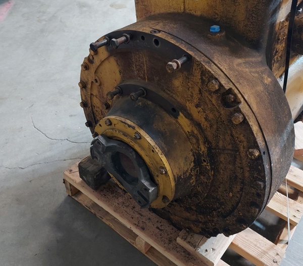 Used TRANSMISSION ARR 3P8133 4