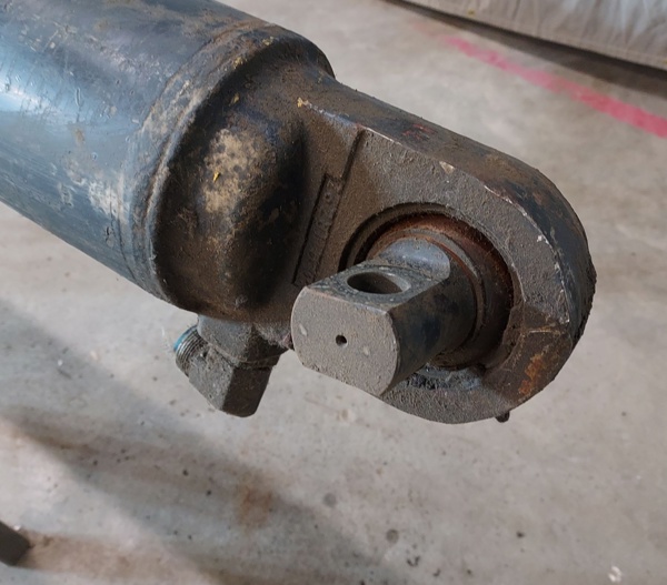 Good Used CYLINDER GRP - HOIST 4288692 4