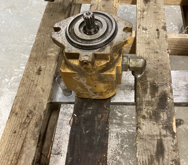 Used PUMP GRP - GEAR 4366457